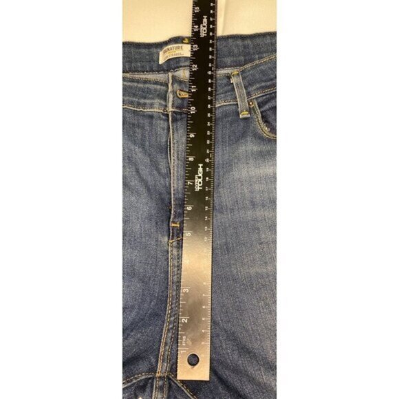 Levi’s Classic Mid-rise Skinny Jeans, NWOT, Size 16M - Picture 14 of 15